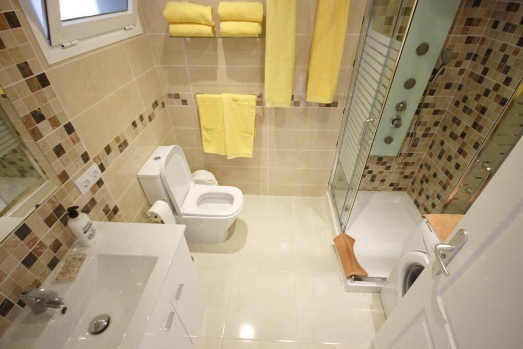 Studio In Beachfront Complex In El Duque Area, Costa Adeje Bagian luar foto